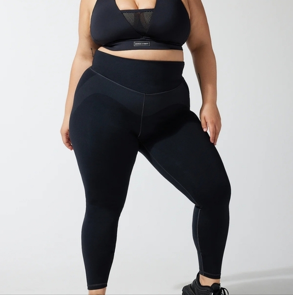 NWT Savage X Fenty Locked & Lifted High-Waist Legging in caviar Size 3X - Picture 2 of 6